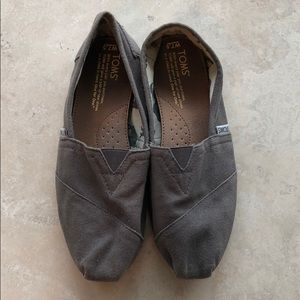Toms shoes